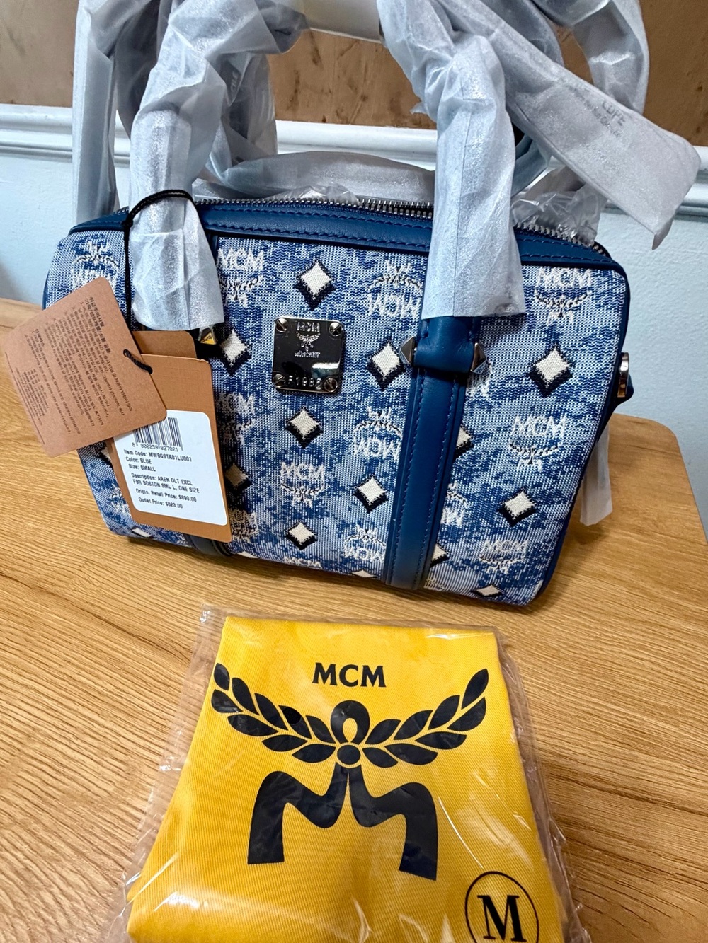 MCM Blue Visetos Jacquard Boston Bag Small w/ Strap & Dust Bag - Picture 8 of 9
